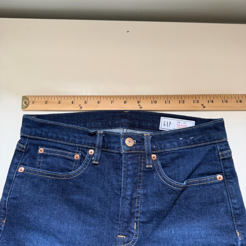 Gap Jeans 70s Flare High Rise Blue Denim Dark Wash 28 Petite - Picture 6 of 8